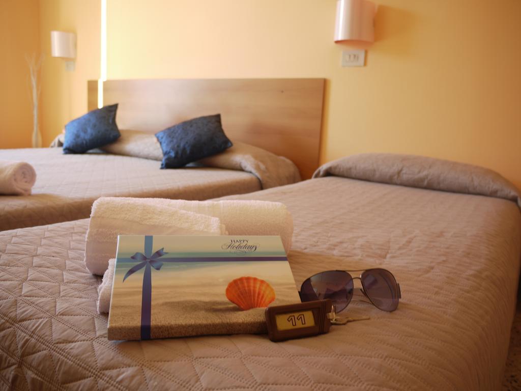 Hotel Villa Del Bagnino Rimini Room photo