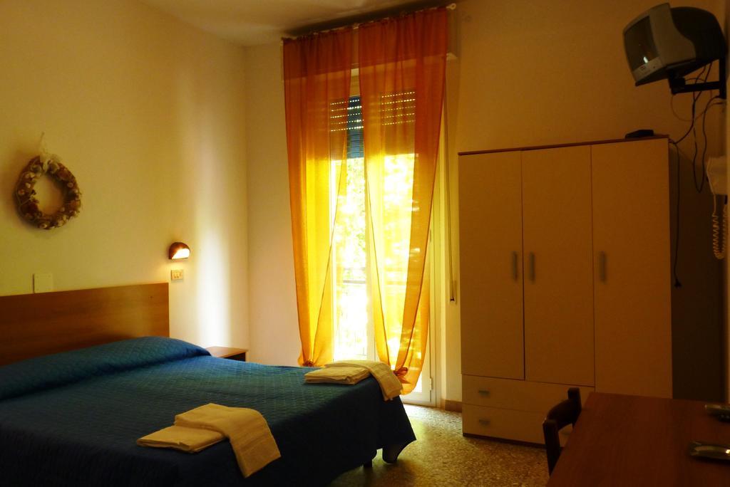Hotel Villa Del Bagnino Rimini Room photo